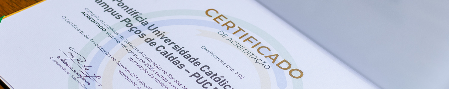 Representantes da PUC Minas Poços de Caldas vão a Brasília receber certificado da Acreditação do Conselho Federal de Medicina 