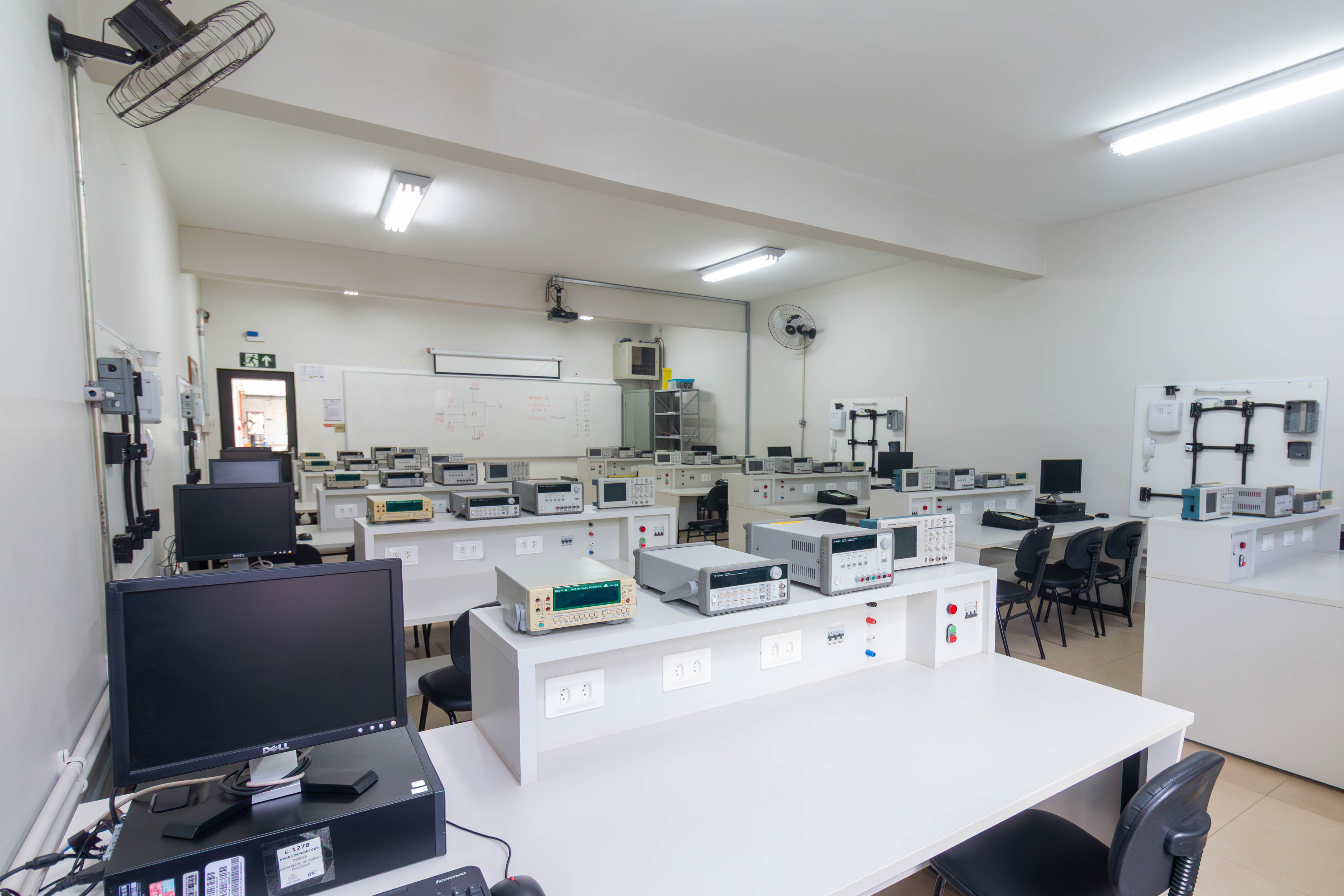 Foto das instalações do curso - Imagem 5